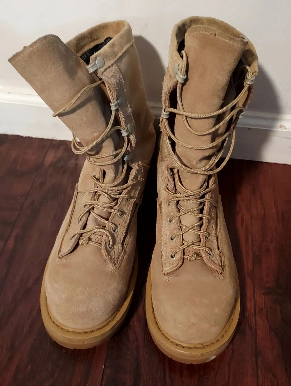 Vibram Men’s Suede  Military Steel toe  Combat boots Sz-9.5